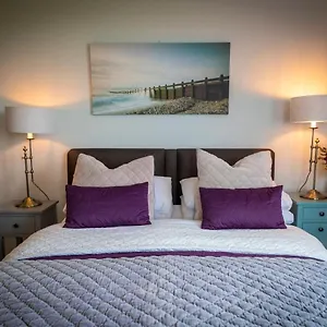 https://bunratty-meadows-clonmoney-west.galwayhotelsireland.net